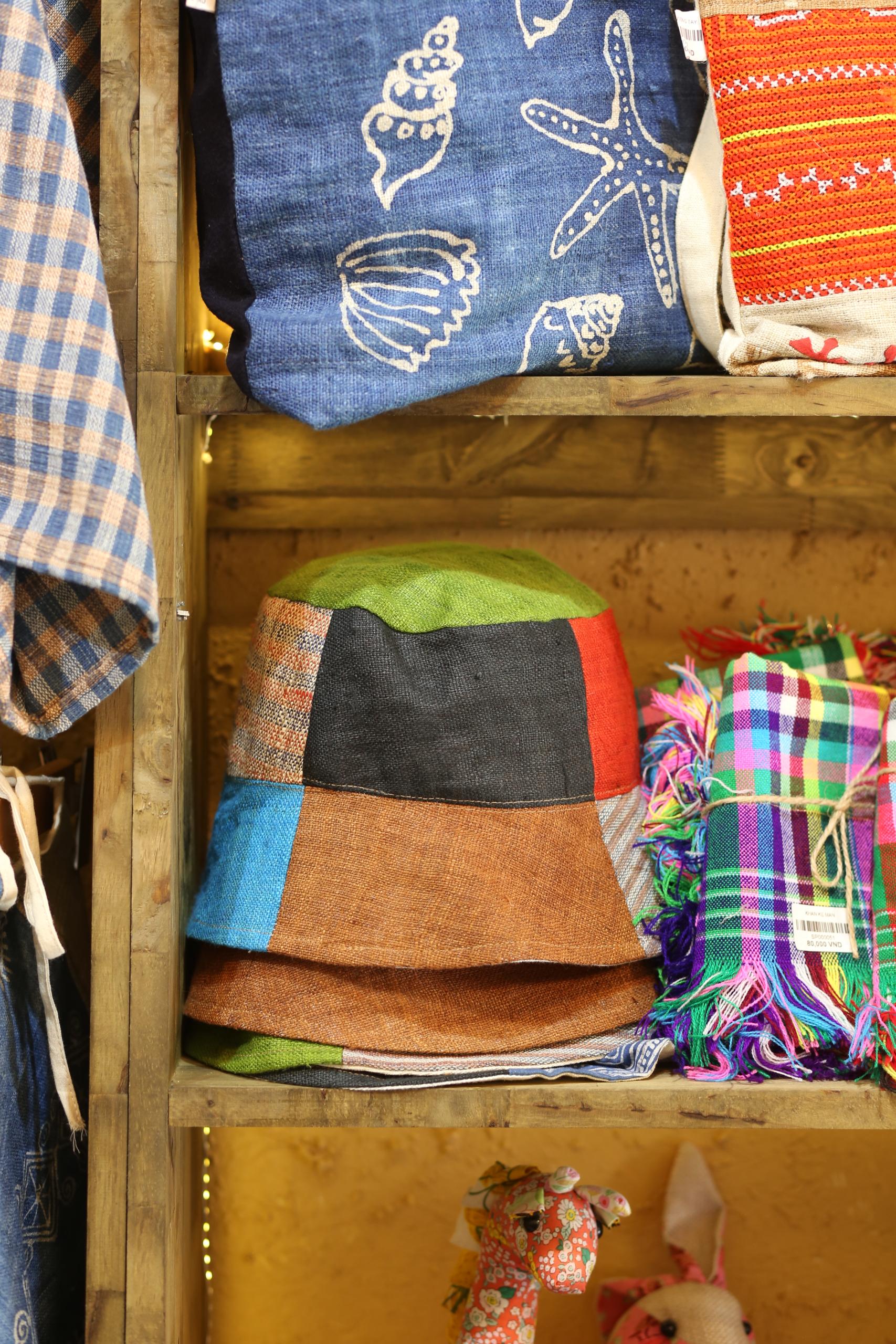 Hats & Scarves